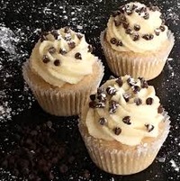 cannoli cupcakes